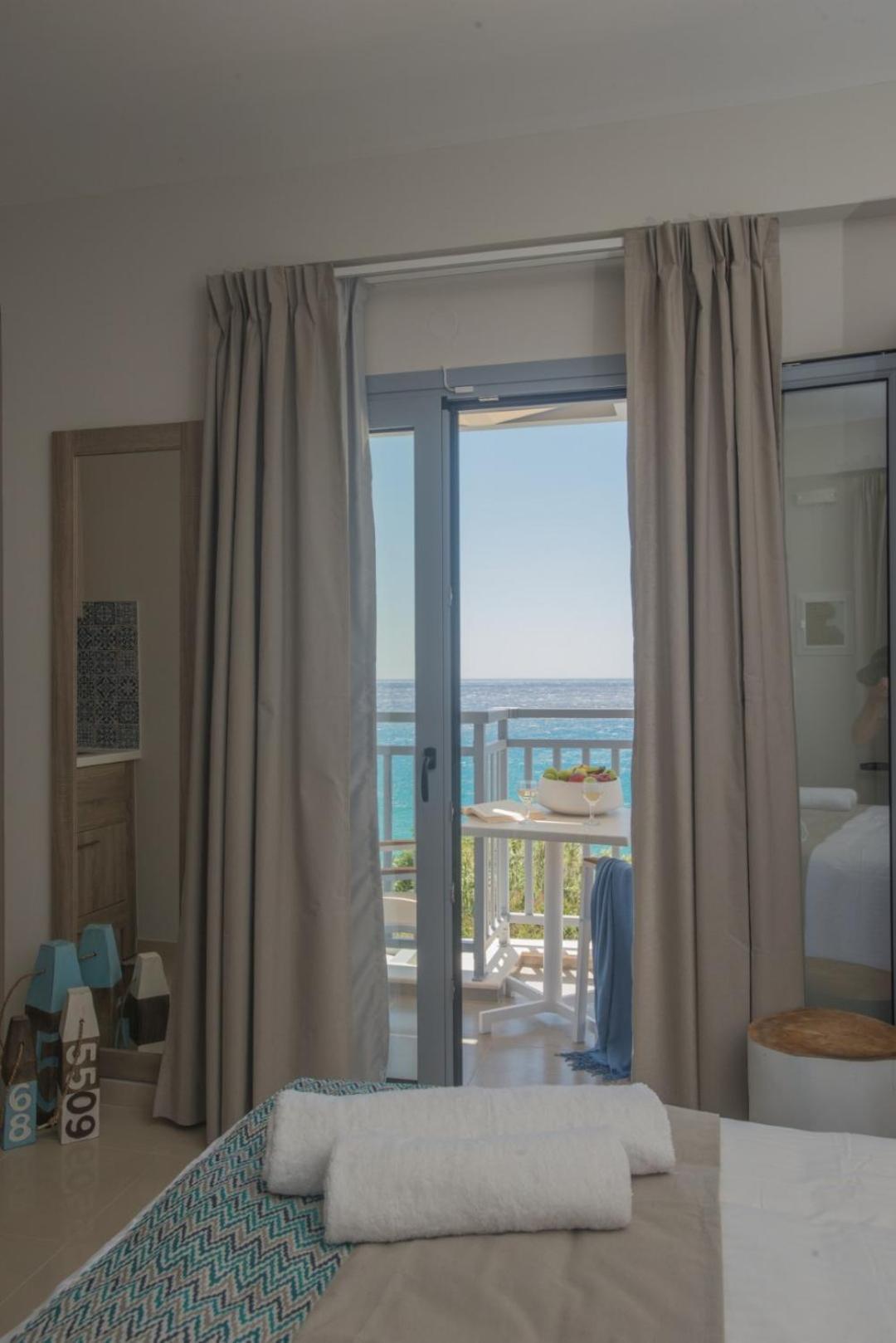 Athina Residence Léntas Extérieur photo
